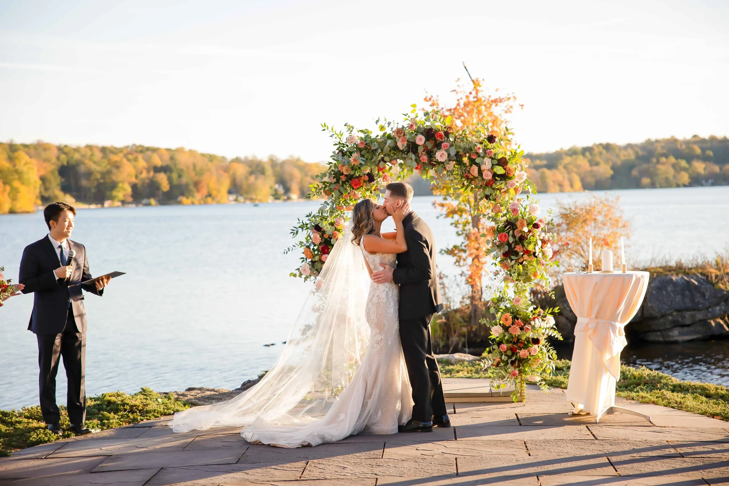 unique wedding experiences at lakeside venue