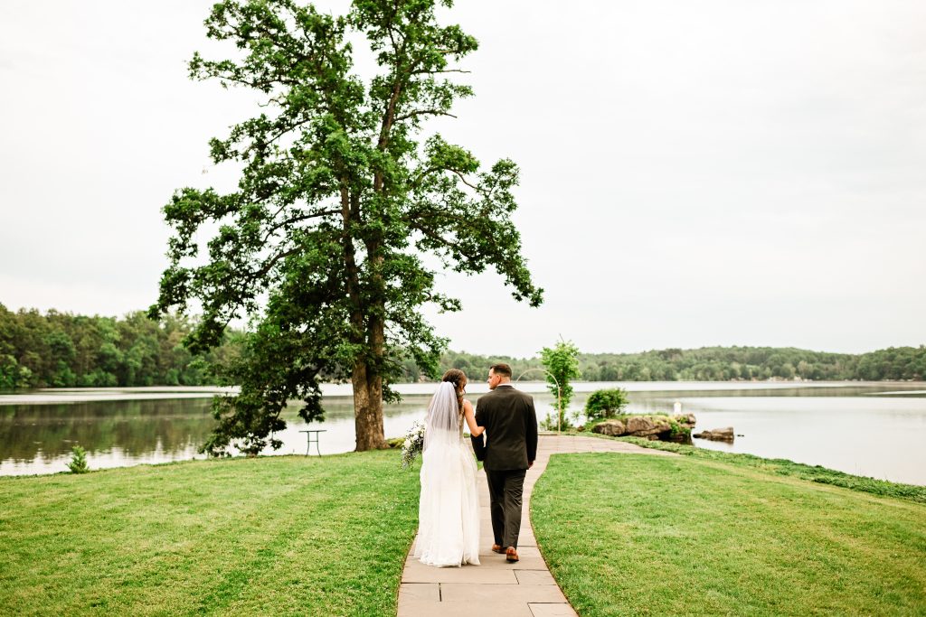 Memorable Lakeside Wedding Event