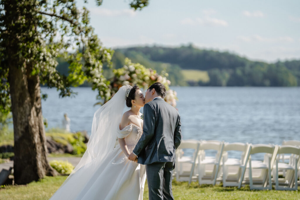 Memorable Lakeside Wedding Event